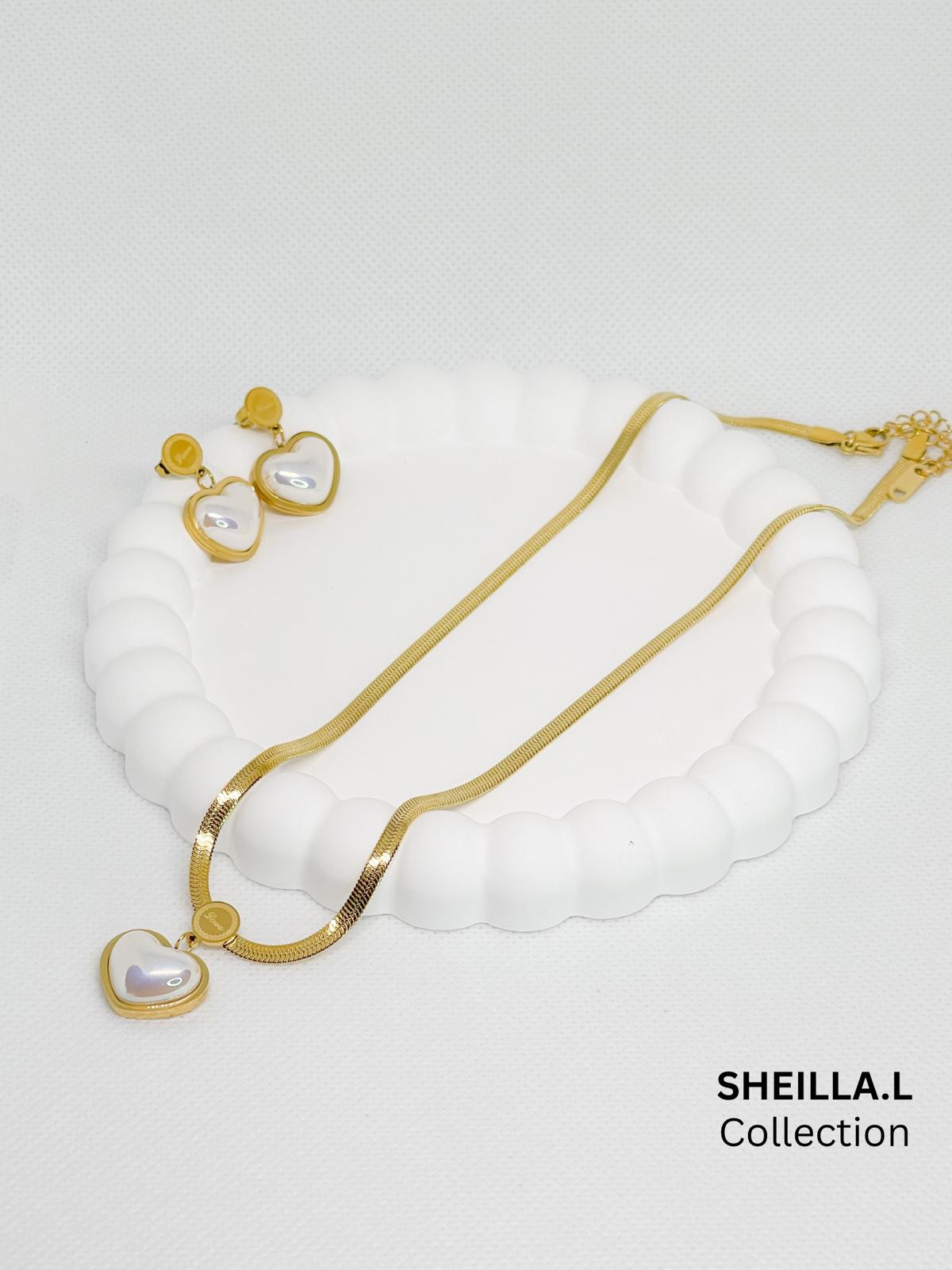 Gold Heart Pearl Necklace & Earring Set