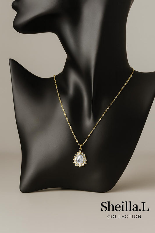 18K Gold Royal Teardrop Pendant Necklace