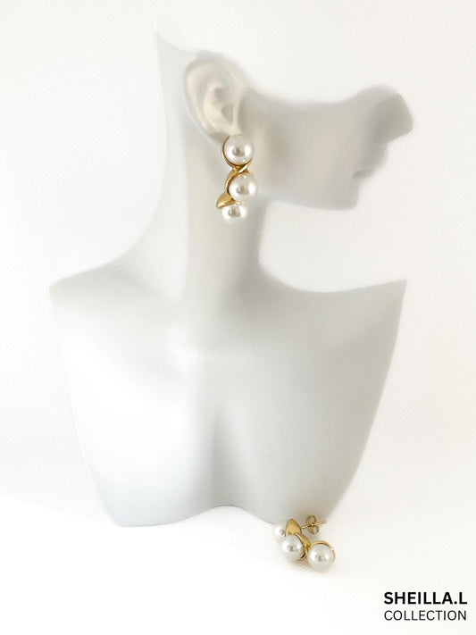 Triple Pearl Stud Earrings – 18K Gold Stainless Steel