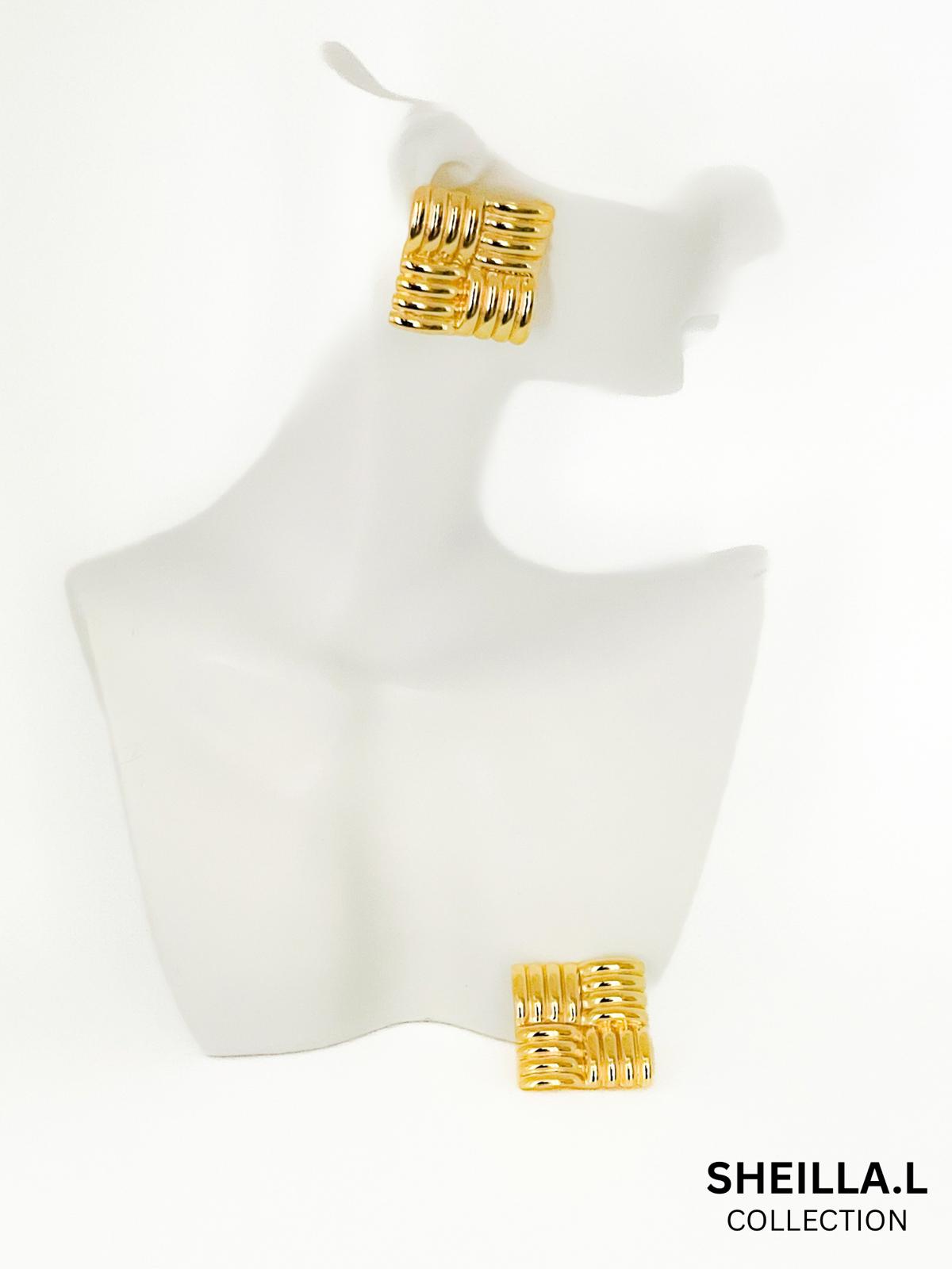 18k Gold Geometric Hoop Earrings