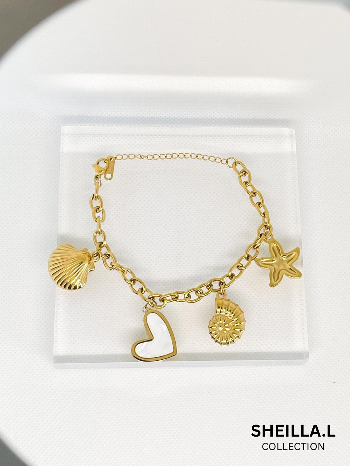 Gold-Plated Seashell & Heart Charm Bracelet – Stainless Steel