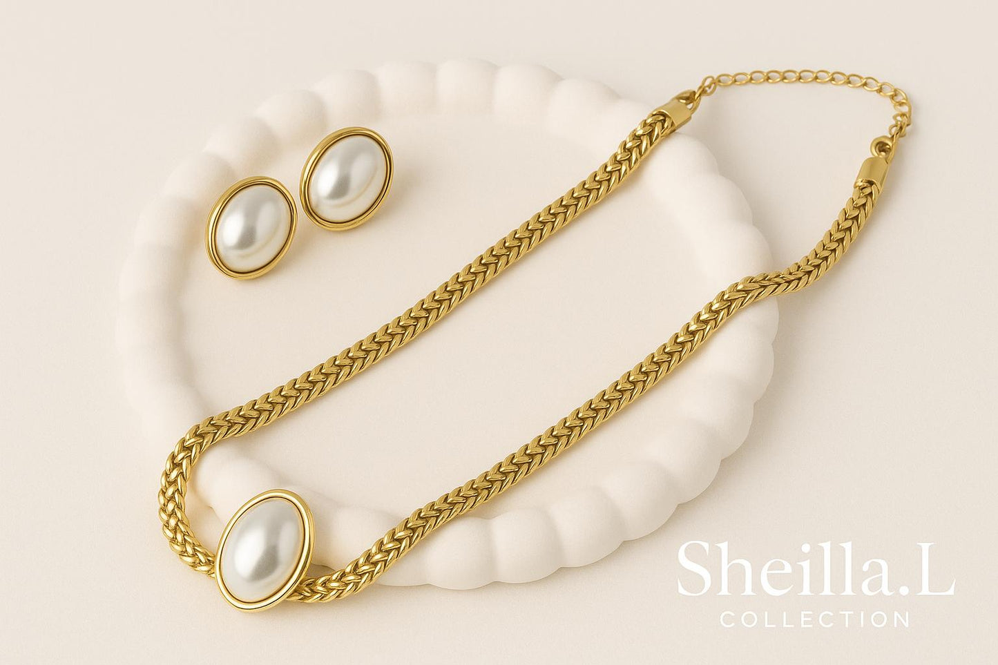 18K Gold Pearl Necklace & Stud Earring Set