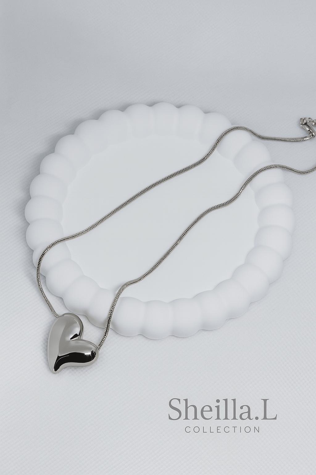 Heart Pendant Necklace_ Gold & Silver